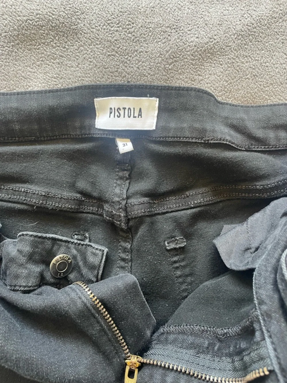 Pistola Denim Jeans Sz 31 Black Cropped Raw Hem Distressed High Rise Straight